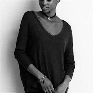 AE Oversized Long Sleeve Tee